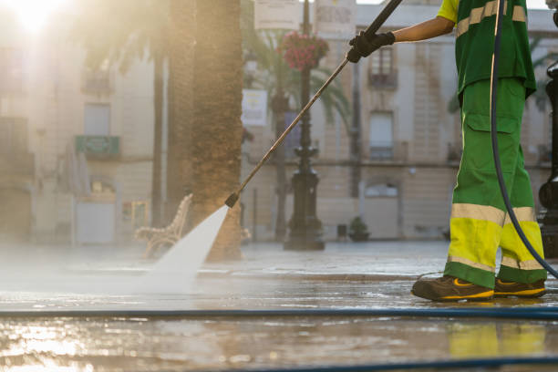 Best Garage Pressure Washing  in Mundelein, IL